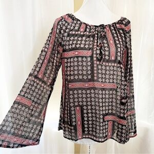 Bohemian bell sleeves blouse Size Medium